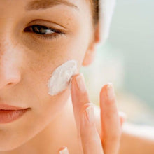 Load image into Gallery viewer, Rosehip Cream Cleanser